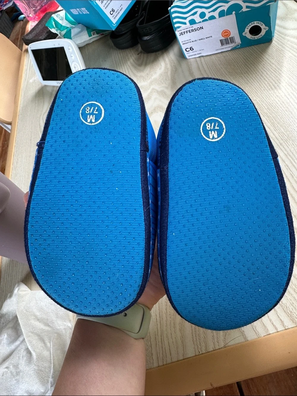 Kids Marvel Captain America Slip-On Slipper - Blue/Red light up